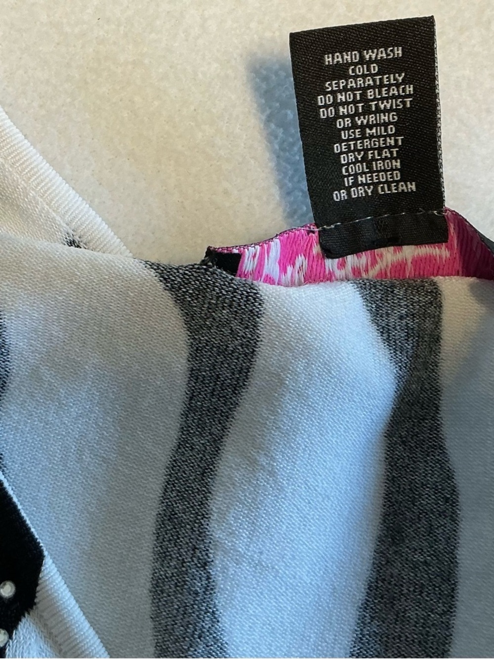 Peck & Peck Black White pink Le